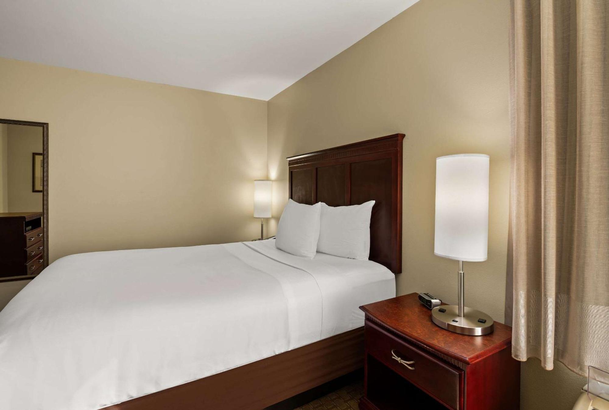 Mainstay Suites Houma Extérieur photo