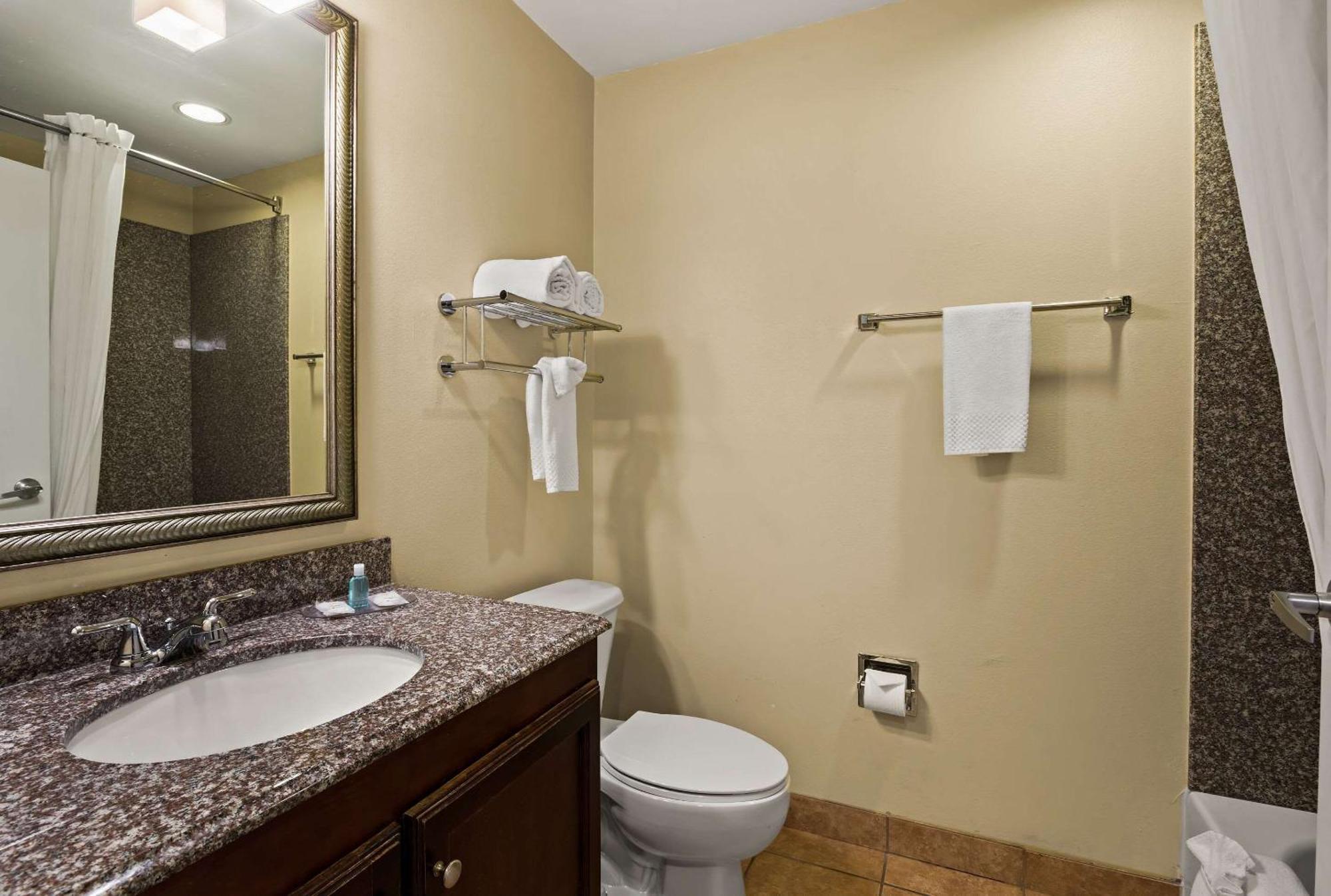 Mainstay Suites Houma Extérieur photo