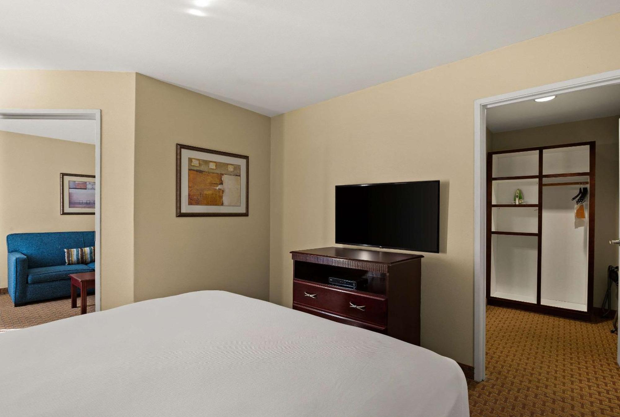 Mainstay Suites Houma Extérieur photo